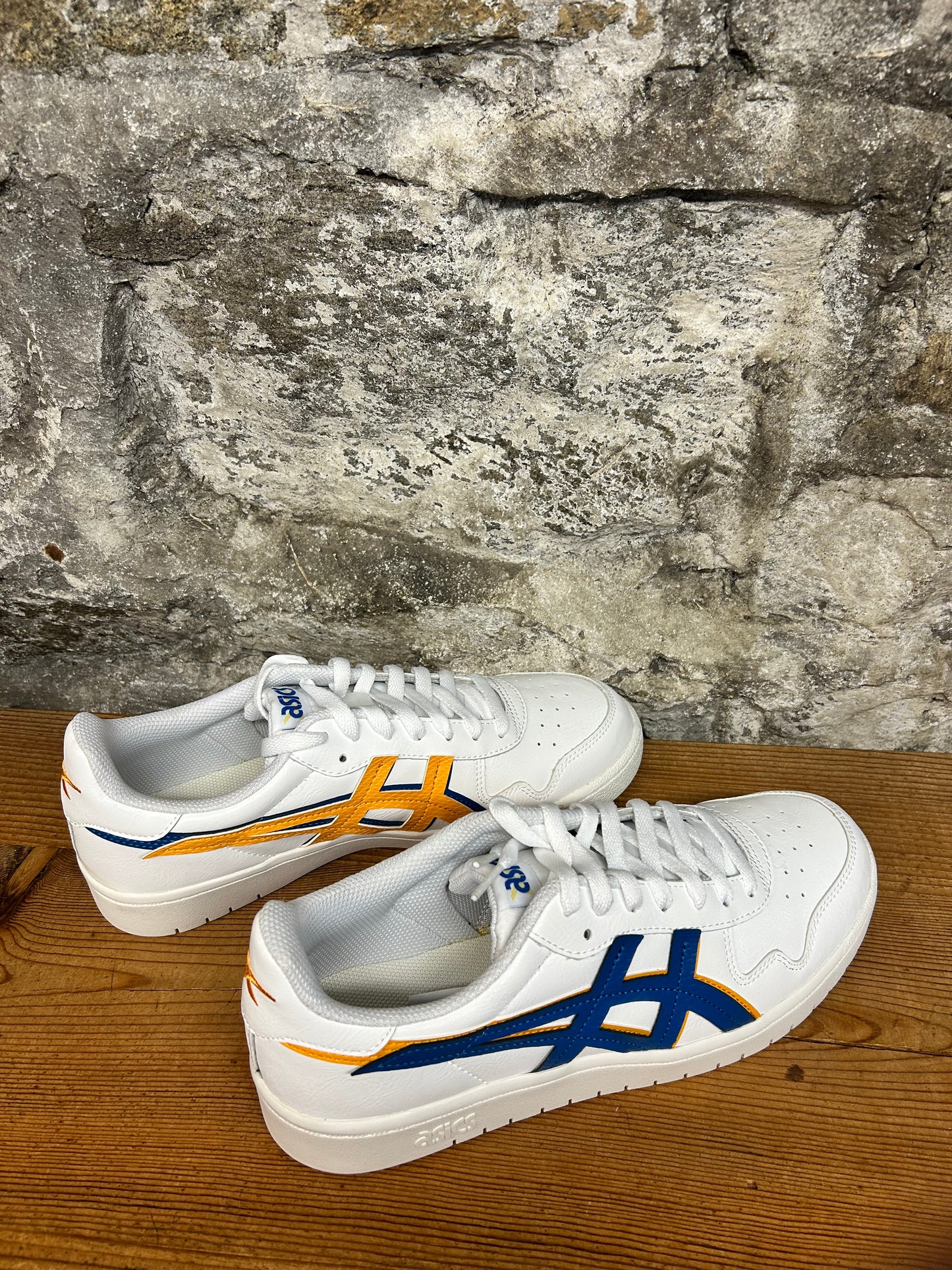 Asics Japan S White/Lake Drive